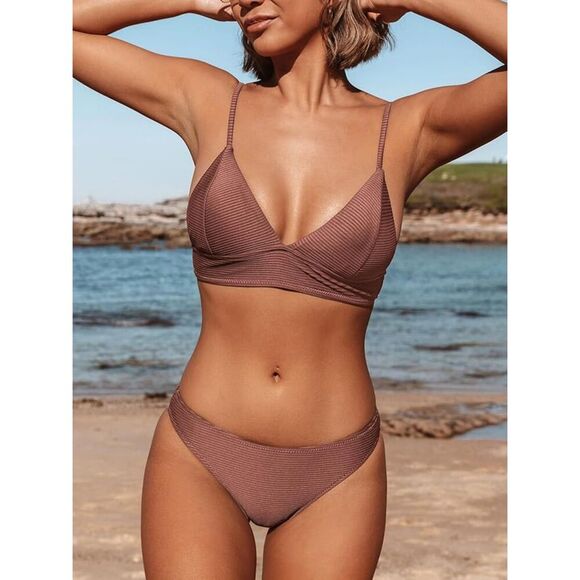 CUPSHE Women Bikini Set Solid Color Sexy Triangle Two Piece Swimsuit in Size S - Picture 1 of 6